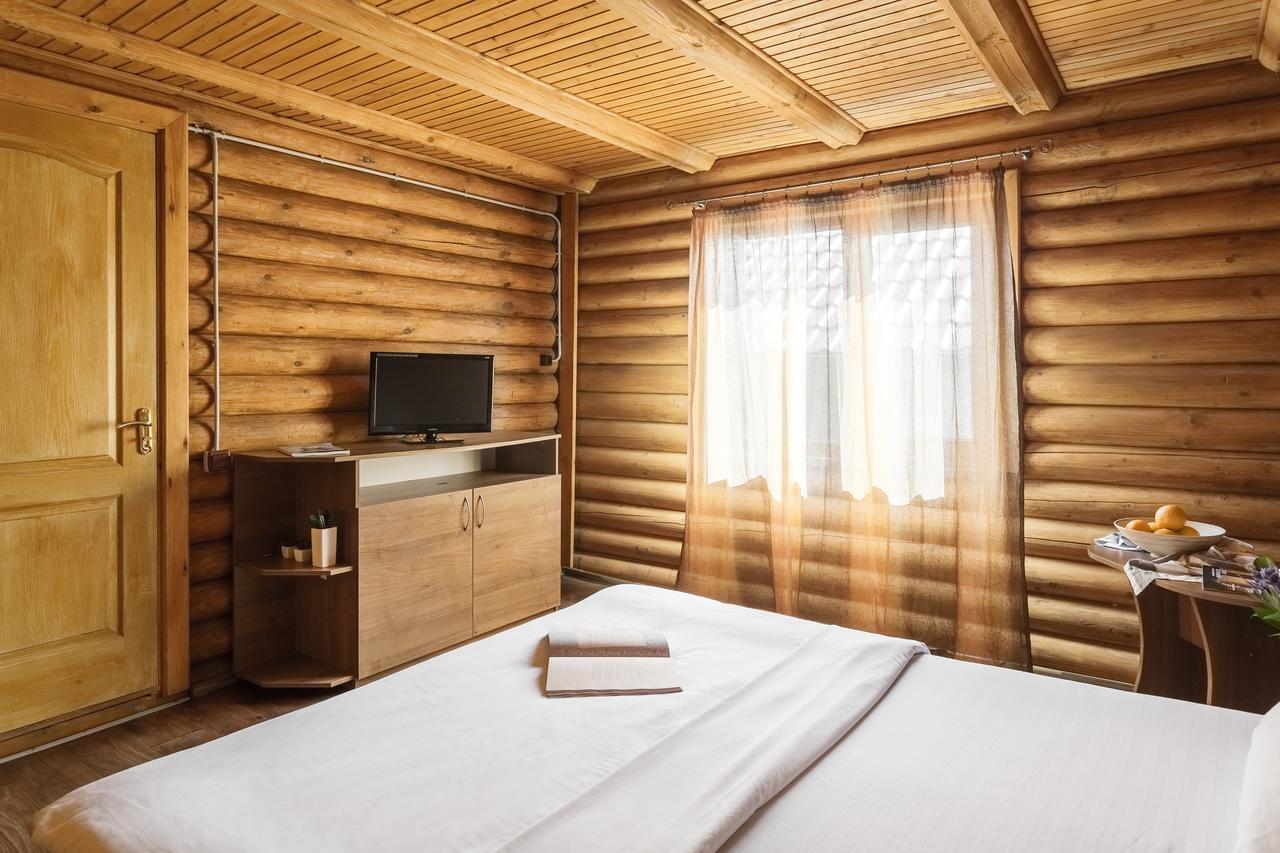 Ensenada Otel Gribovka Dış mekan fotoğraf